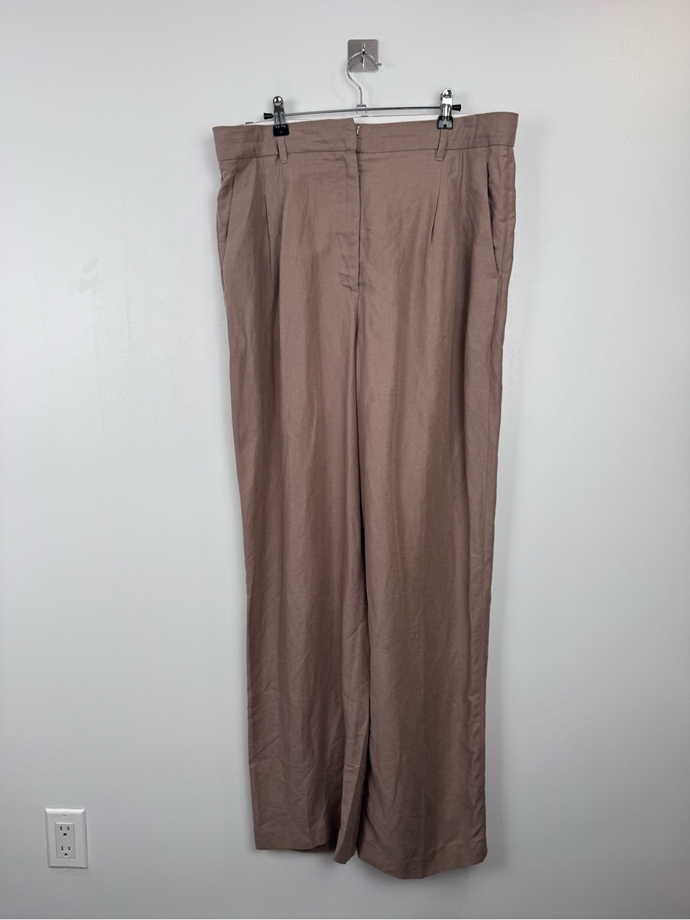 Aritizia Effortless Linen Pant Women Size 14